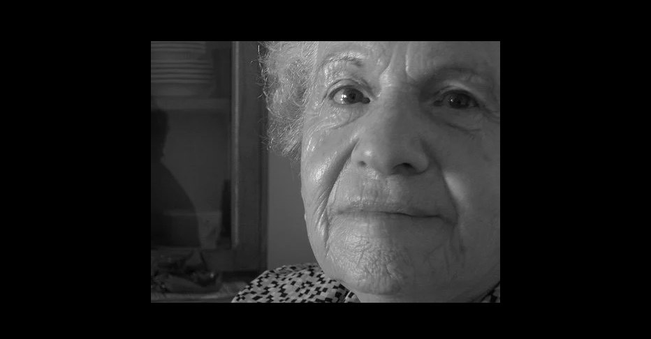 Erken İnerdi, Karanlık..