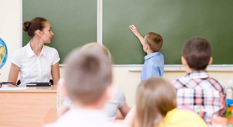 Çocuk kalmanız dileğiyle..